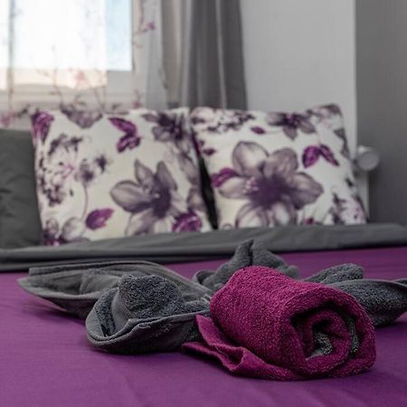 Spacious And Bright Flat Between Airport & Center Apartamento Budapeste Exterior foto